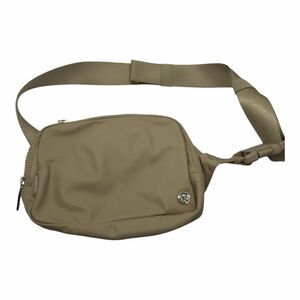 NWOT Lululemon Everywhere Belt Bag Fanny Pack Waist Bag 1L- Army Green